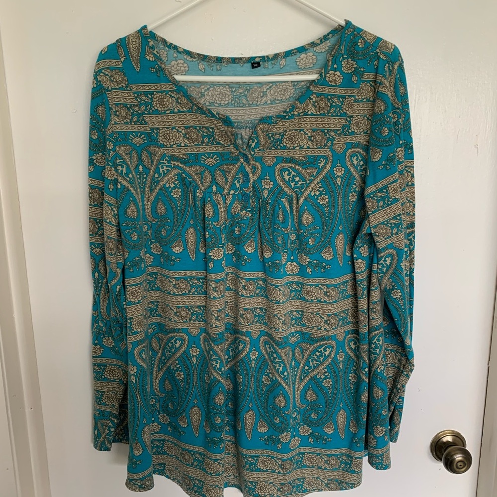 Paisley Print Teal and Beige Women's plus Size Top XL